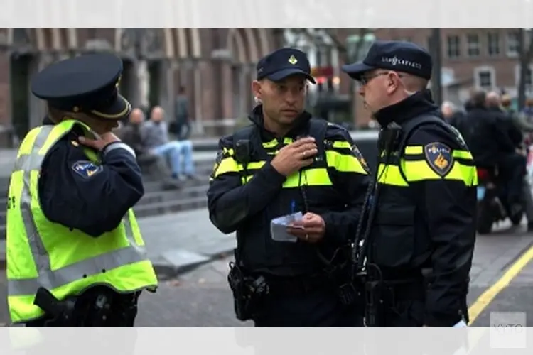 Mannen belagen politieagent op Nieuwe Binnenweg