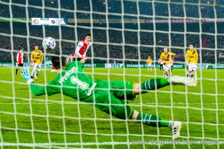 Feyenoord met zevenklapper naar bekerfinale