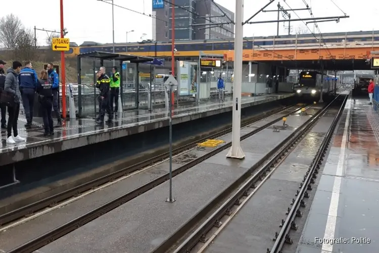 Onenigheid metrostation leidt tot steekincident