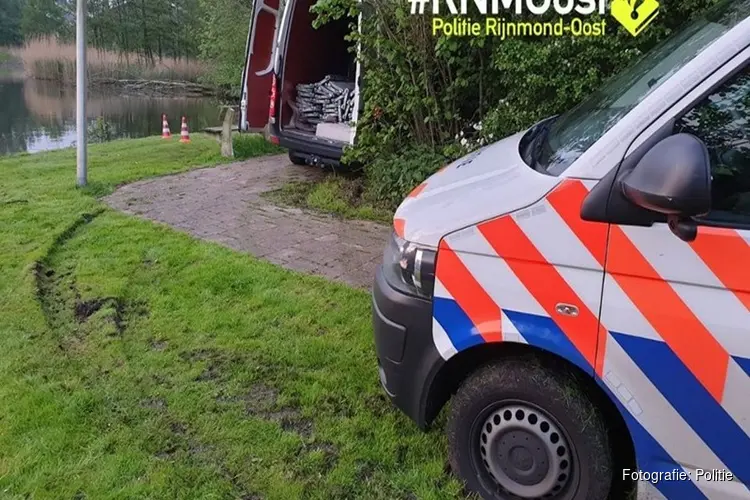 Waarschuwingsschot na diefstal met achtervolging