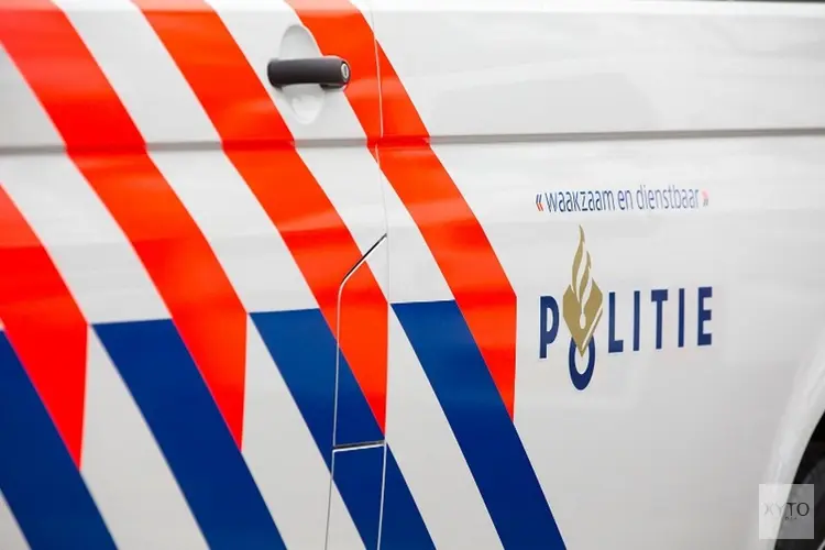 Achtervolging eindigt in aanrijding met politiewagen