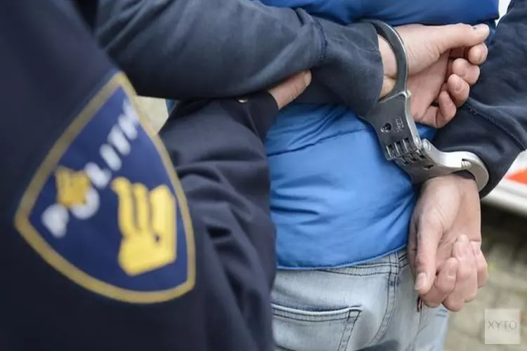 Man aangehouden in onderzoek naar ontplofte handgranaat Kronenburg Rotterdam