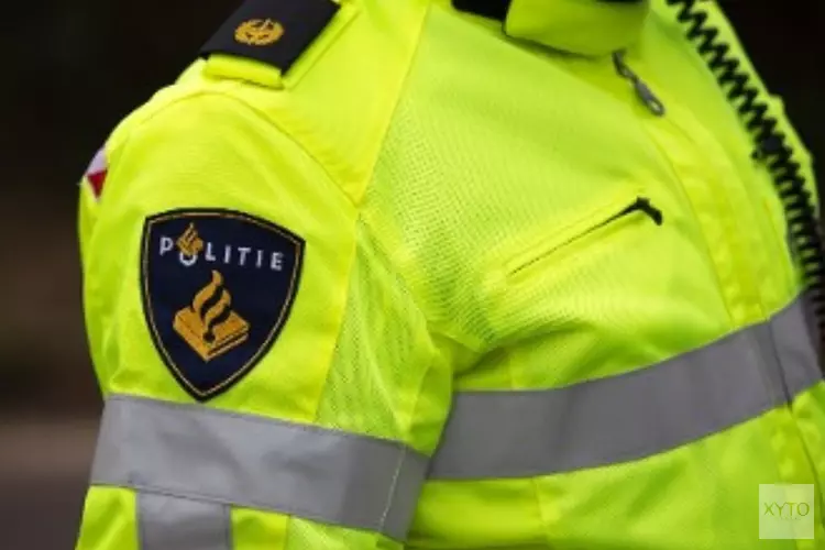 Man overvalt supermarkt onder dreiging van hamer