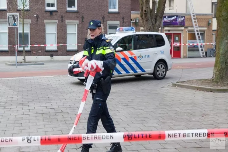 UPDATE: Vrouw (47) overleden na val uit woning Wolphaertsbocht, man (50) zwaargewond