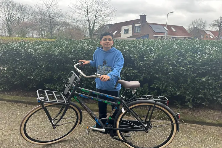 Trevvel verrast leerling met gloednieuwe fiets