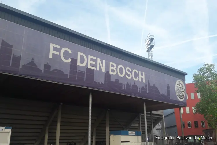 Excelsior blijft koploper na ruime winst op FC Den Bosch